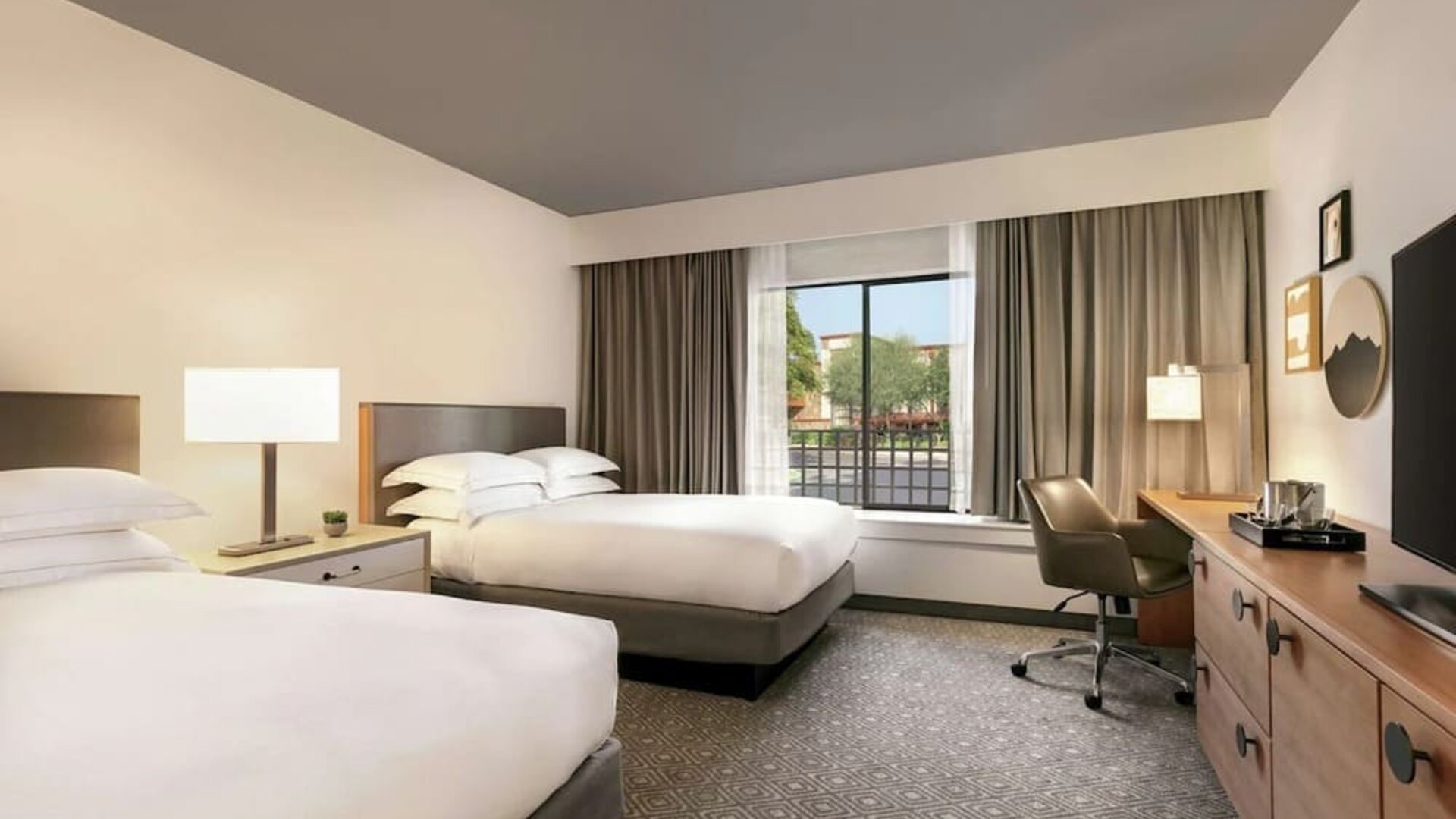 Day use twin room with work desk at Hilton Scottsdale Resort & Villas.