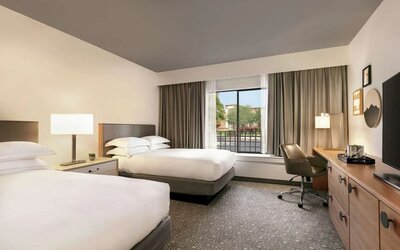 Day use twin room with work desk at Hilton Scottsdale Resort & Villas.