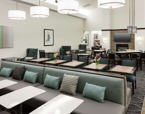 Dining area at Homewood Suites By Hilton Agoura Hills.