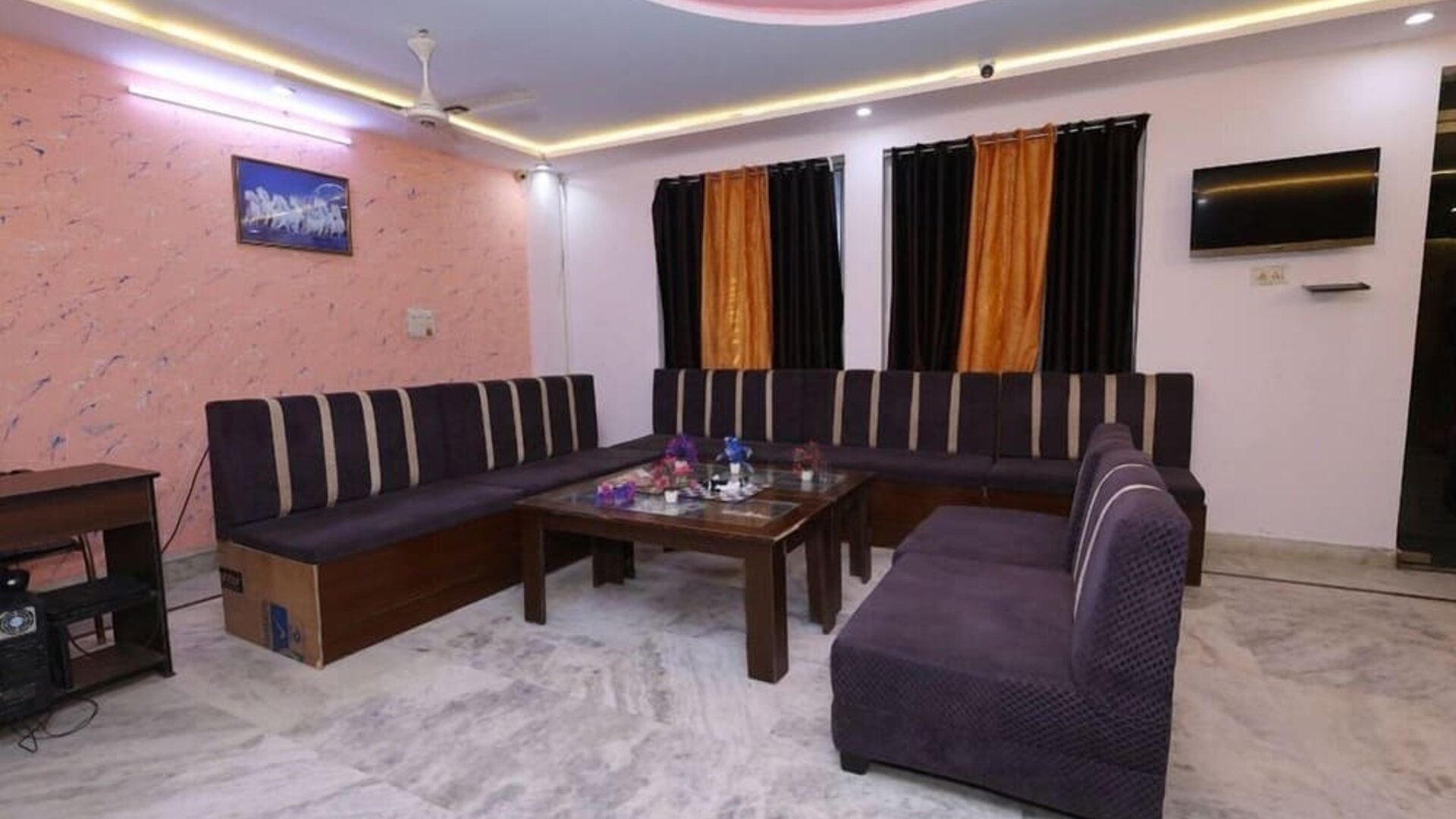 Lobby seating at Hotel NoVo Agra.