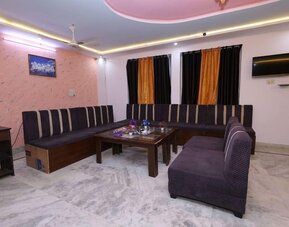 Lobby seating at Hotel NoVo Agra.