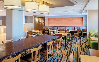 Coworking and lounge at Fairfield Inn & Suites By Marriott North Bergen.
