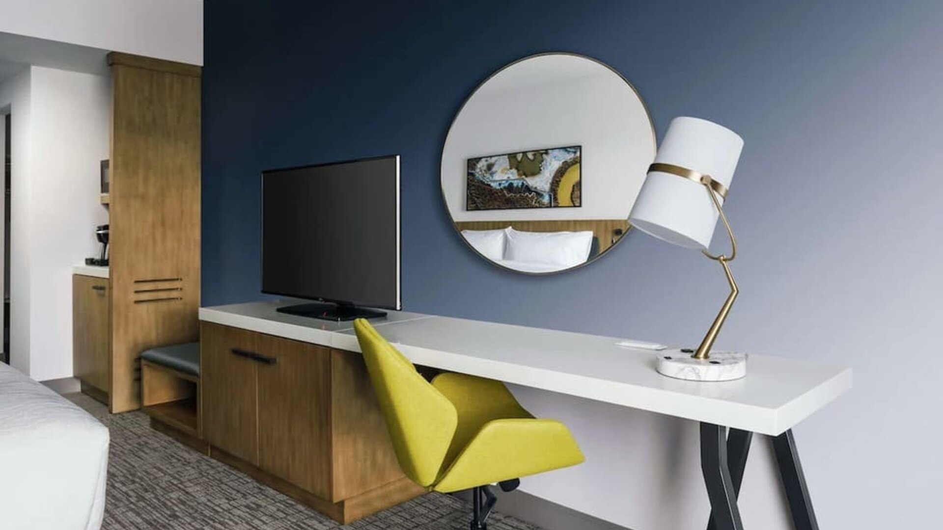 Day use room's workspace at Hilton Garden Inn Sunnyvale.