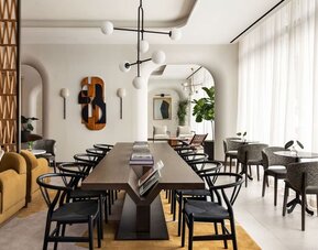 Lobby workspace perfect for coworking at Kimpton Theta New York - Times Square.