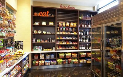 Convenience store at Embassy Suites By Hilton Los Angeles-Intl Airport North.