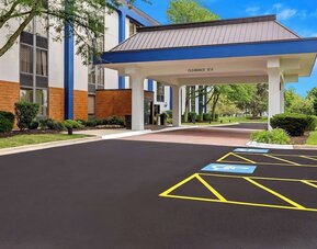 Parking available at Hampton Inn Chicago/Naperville.