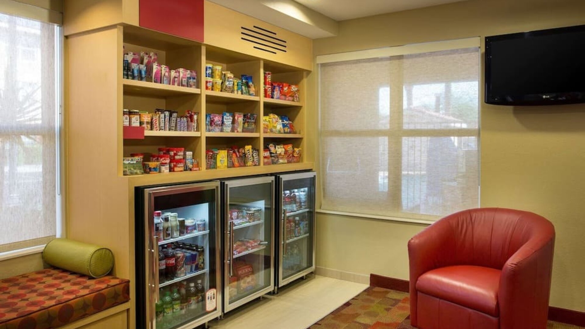 Convenience store at Sonesta Simply Suites Phoenix Scottsdale.