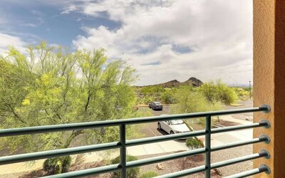 Parking area at Sonesta Select Scottsdale At Mayo Clinic Campus.