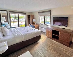 Day use room with workspace at Sleep Inn Oakbrook Terrace.