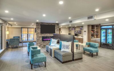 Lobby lounge at Sleep Inn Oakbrook Terrace.