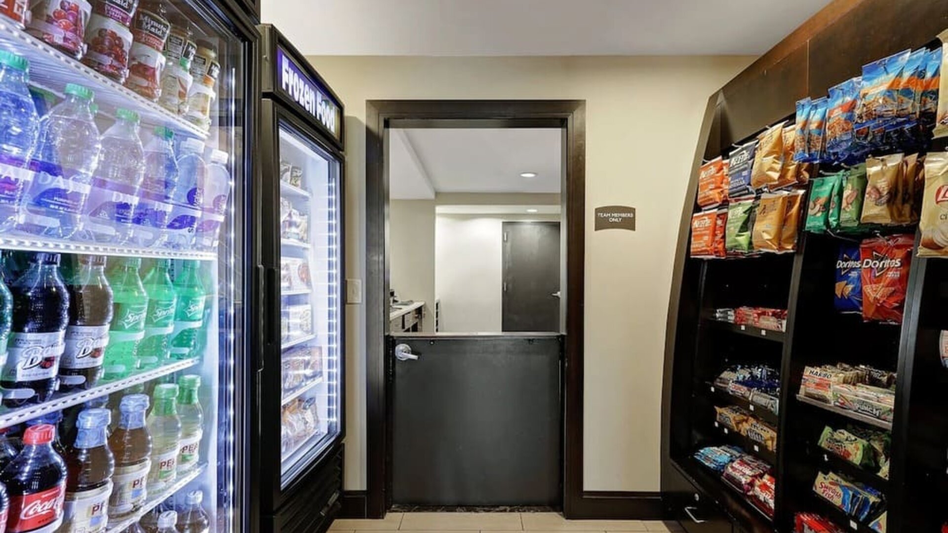 Convenience store at Staybridge Suites Washington D.C.- Greenbelt.
