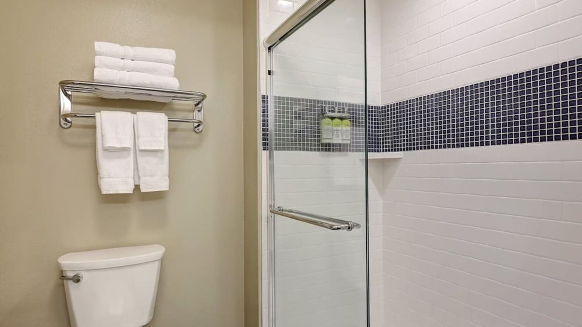 Private gueest bathroom with shower and free toiletries at Staybridge Suites Washington D.C.- Greenbelt.