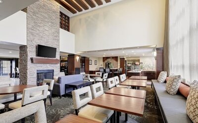 Dining area and workspace at Staybridge Suites Washington D.C.- Greenbelt.