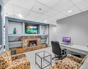 Business center and workspace at Radisson Hotel Schaumburg.