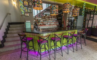 On-site bar at Catalina Hotel & Beach Club.