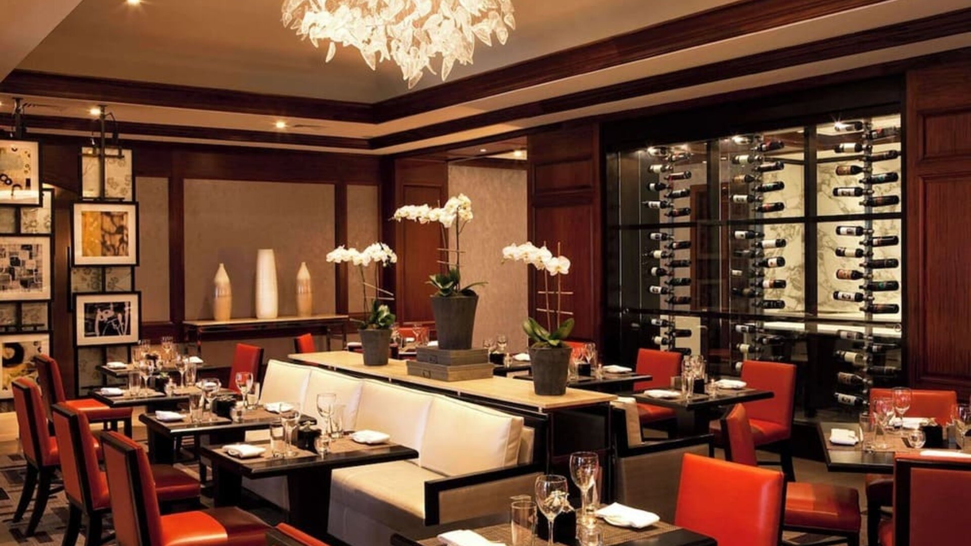 On-site restaurant at Hilton Short Hills.