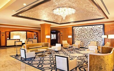 Lobby lounge area at Hilton Short Hills.