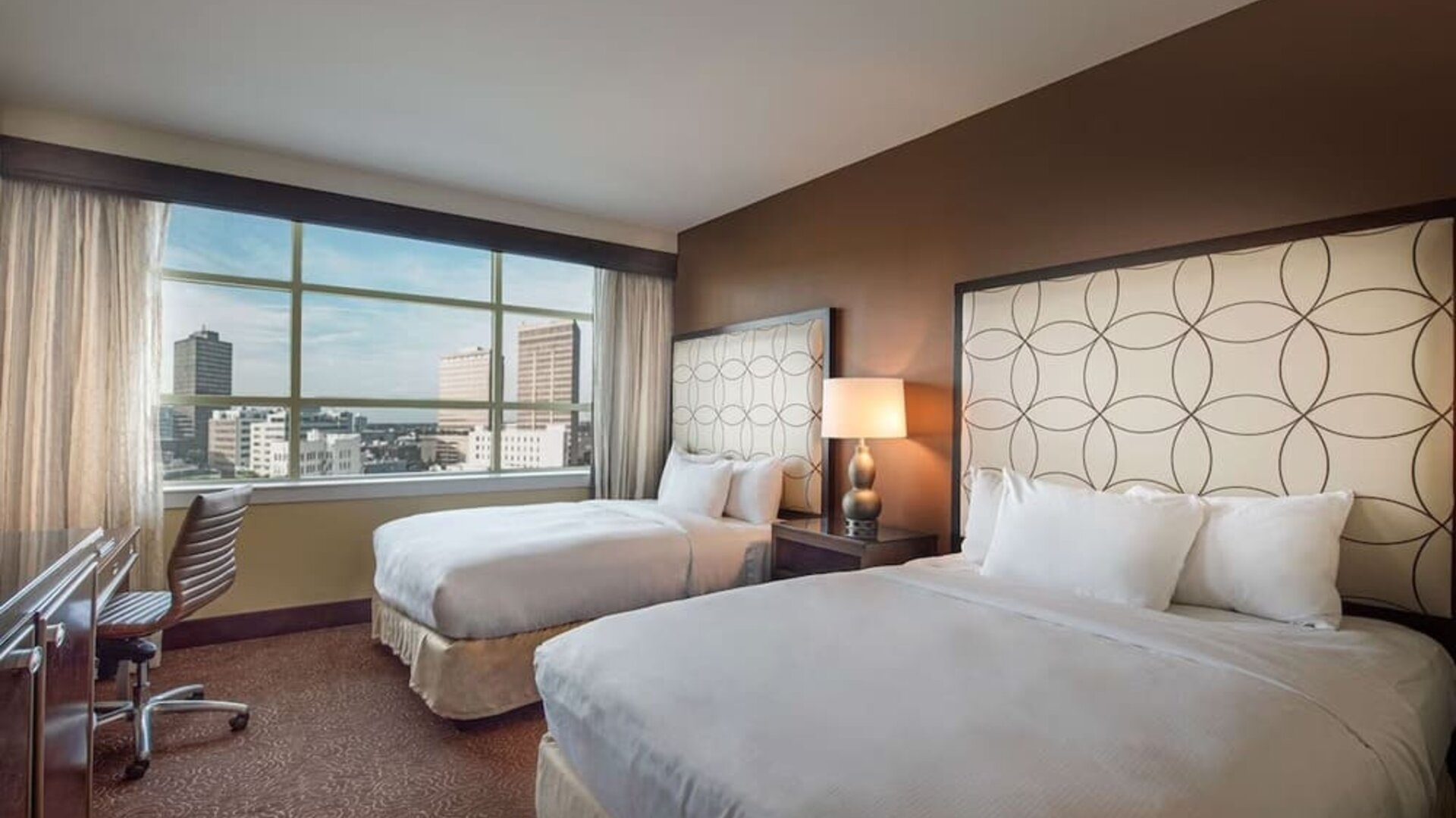 Day use twin room with workspace at Hilton Baton Rouge Capitol Center.