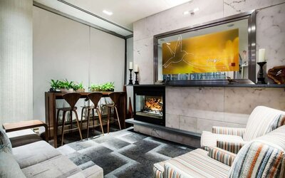 Lobby and coworking lounge at Hilton Garden Inn New York/West 35th Street.
