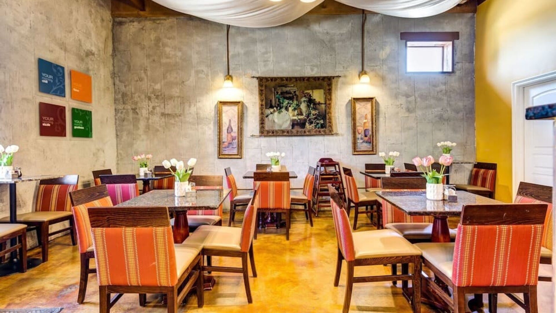 Dining area perfect for coworking at Comfort Inn Pomona Near Fairplex.