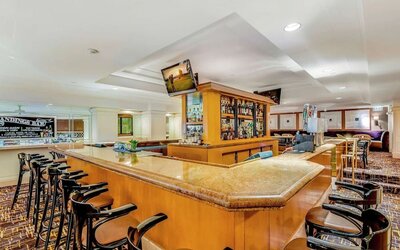 Hotel bar at Hilton Los Angeles Airport.