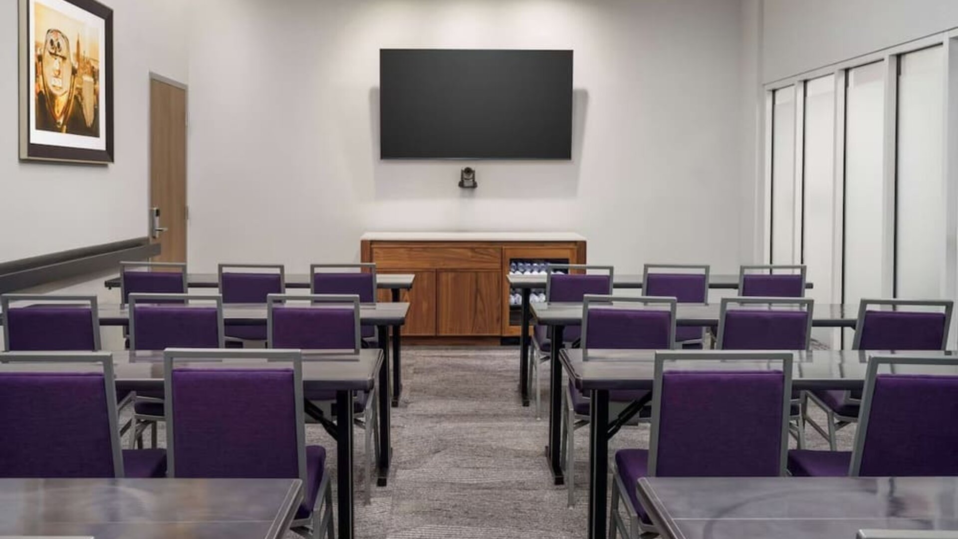 Professional meeting facility at Hampton Inn Manhattan/Times Square Central.