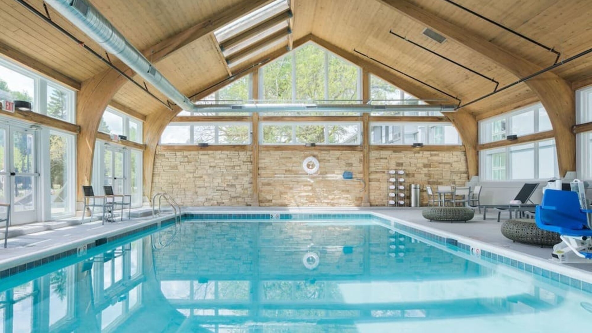 Indoor pool at Crowne Plaza Chicago SW.