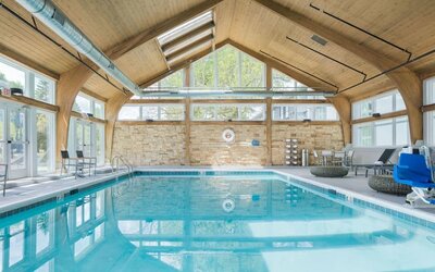 Indoor pool at Crowne Plaza Chicago SW.