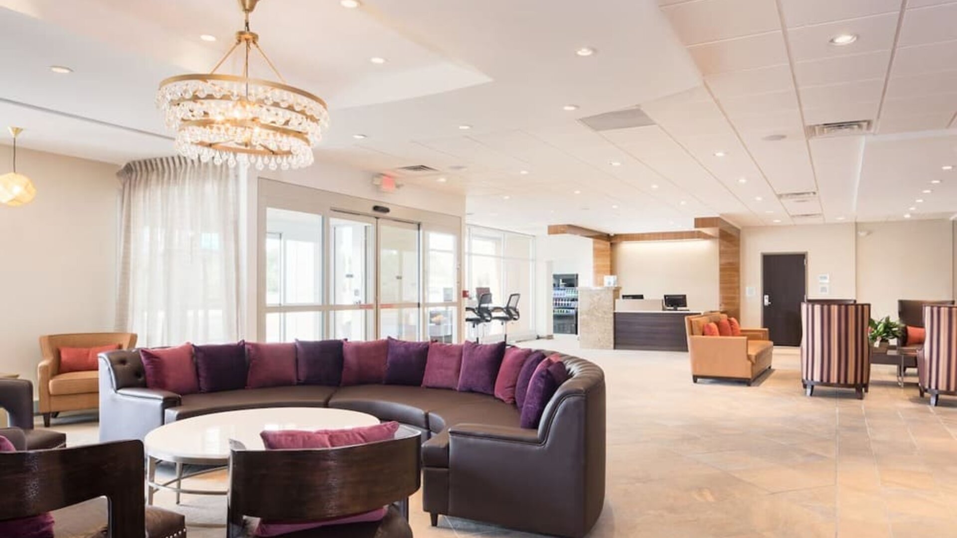 Lobby and lounge at Crowne Plaza Chicago SW.