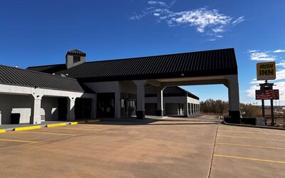Parking available at The Irish Inn Boutique Hotel.
