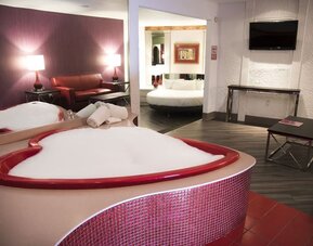 Romantic hot tub at Cove Haven Resort.