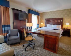 Day use suite with workspace and living area at Hampton Inn & Suites Trophy Club - Fort Worth North, TX.