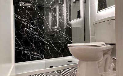 Guest bathroom at The Irish Inn Boutique Hotel.