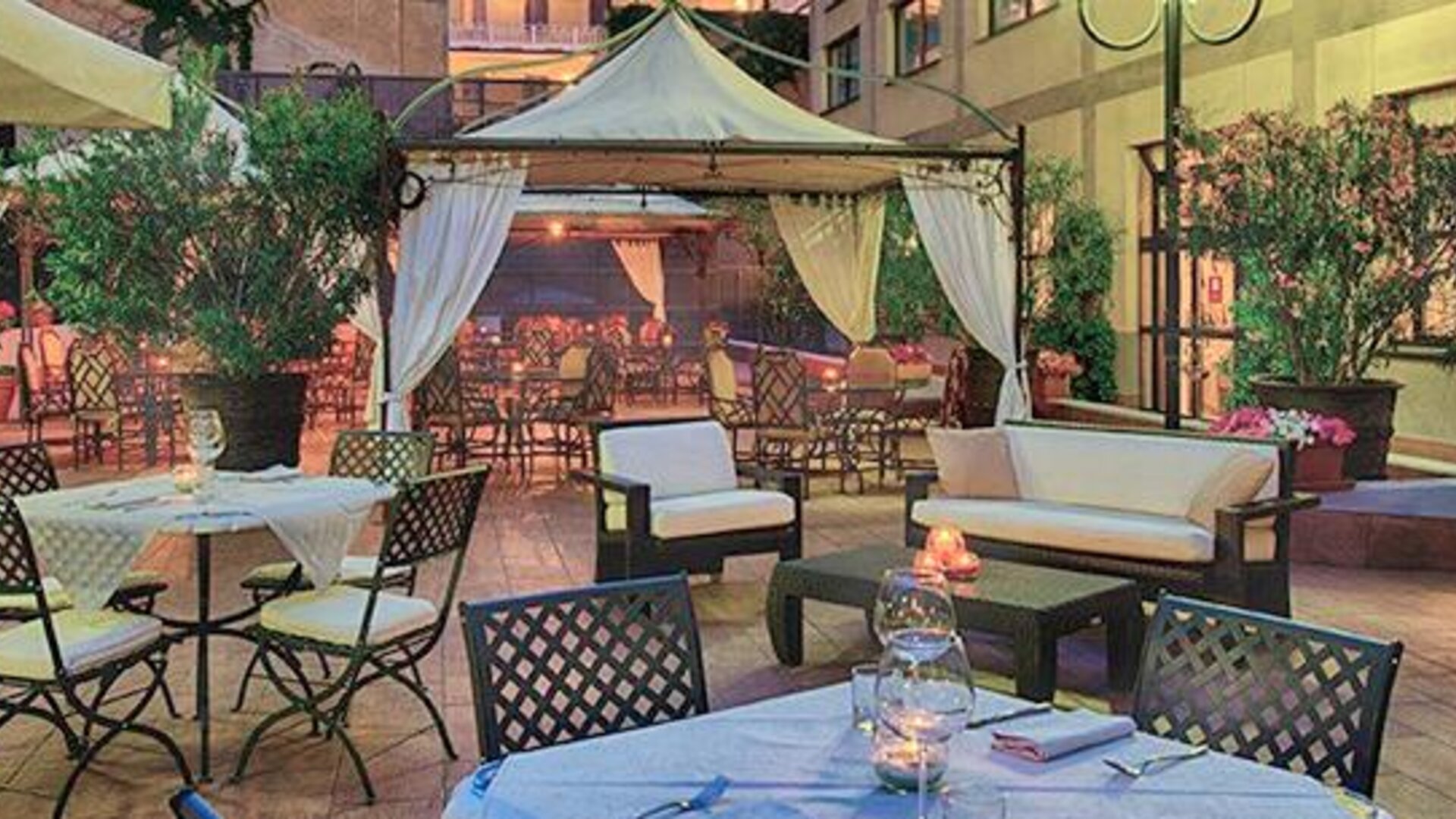 Leonardo Hotel Milan City Center