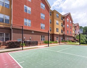 Tennis court at Homewood Suites By Hilton Shreveport.