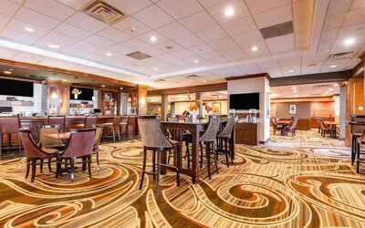 On-site restaurant at Wyndham Omaha.