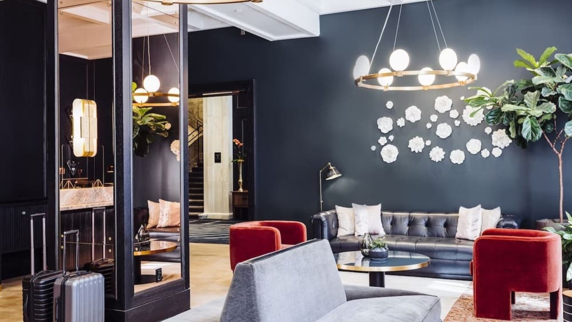 Lounge and coworking space at The Candler Hotel Atlanta, Curio Collection By Hilton.