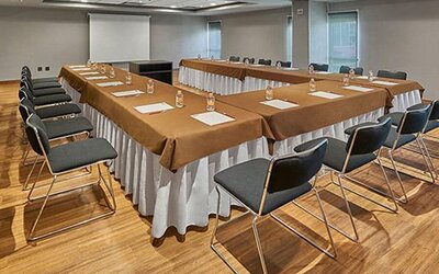 City Express Suites By Marriott Querétaro