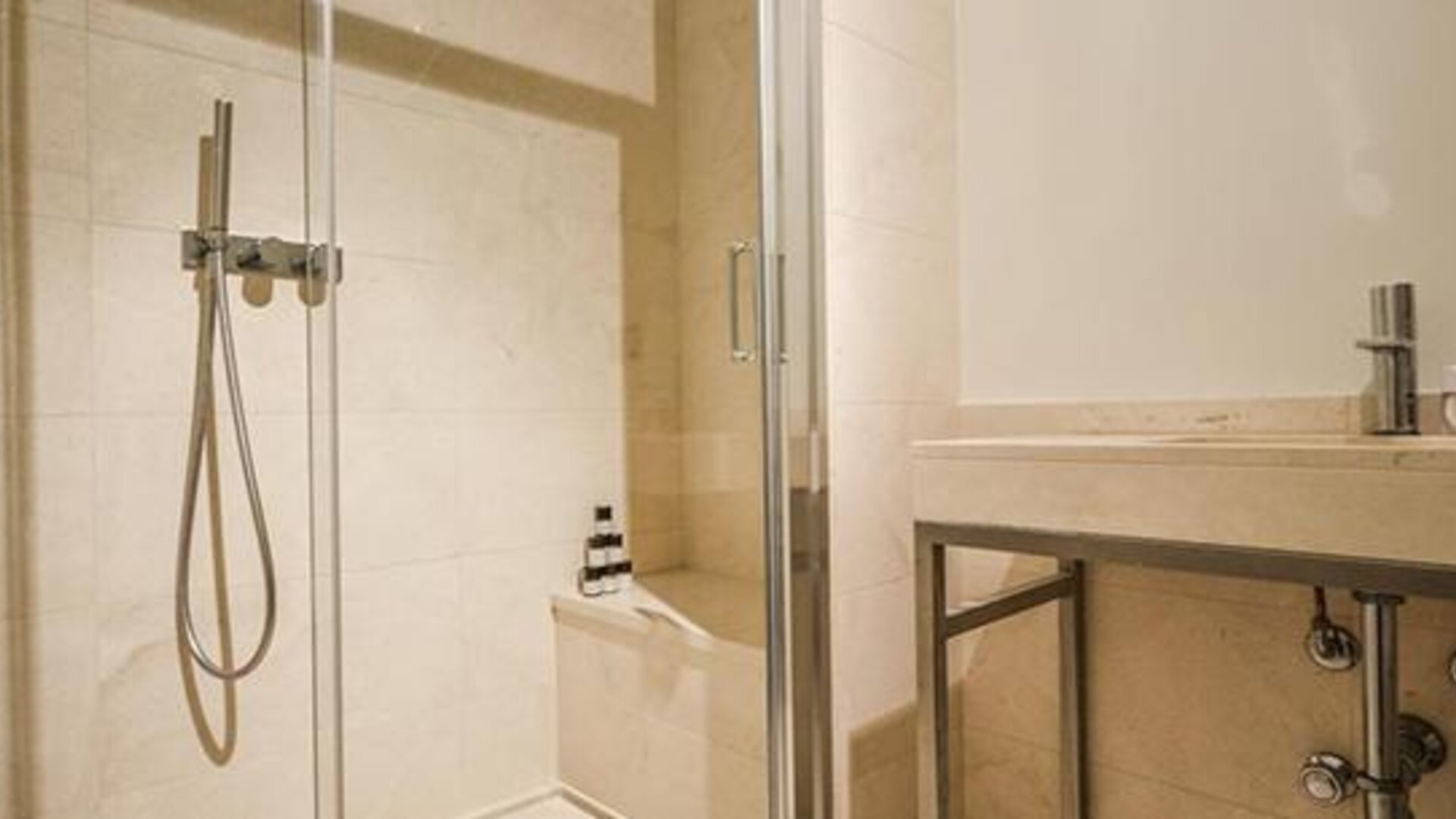 Allegroitalia San Pietro All'Orto 6