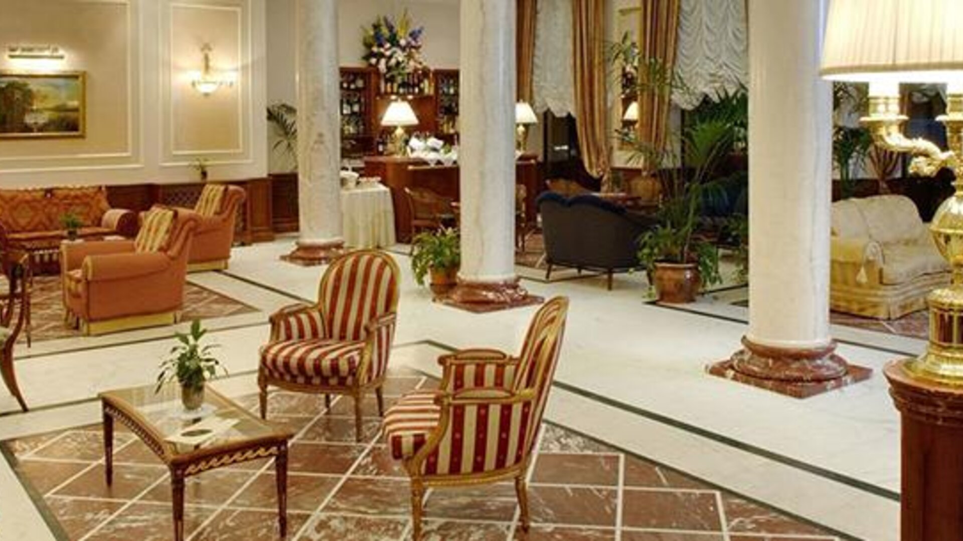 Andreola Central Hotel