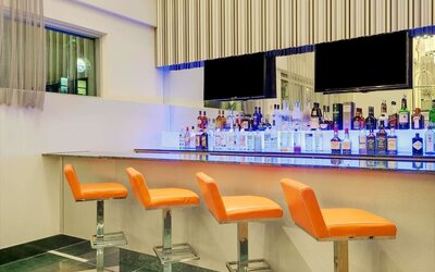 On-site bar at Wyndham Garden Brooklyn Sunset Park.