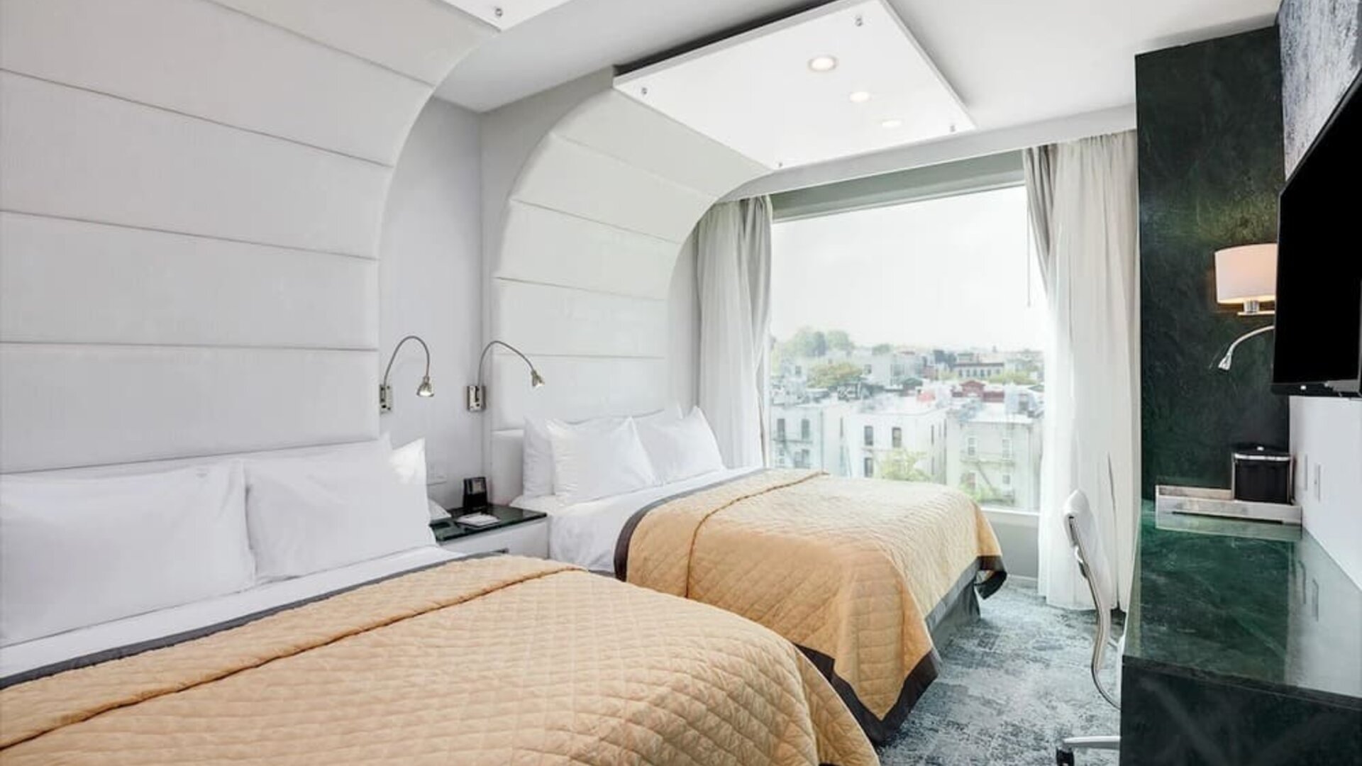 Day use twin room with work desk at Wyndham Garden Brooklyn Sunset Park.