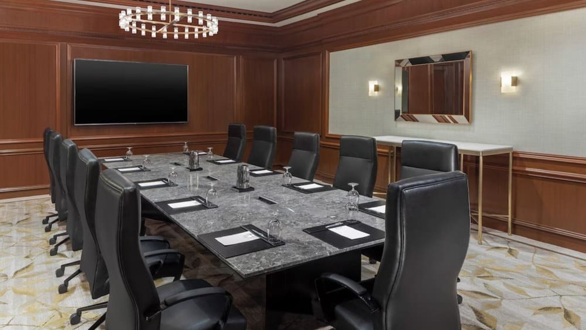 Professional meeting room at The Westin Philadelphia.