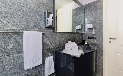 Day use room at Aiello Rooms.
