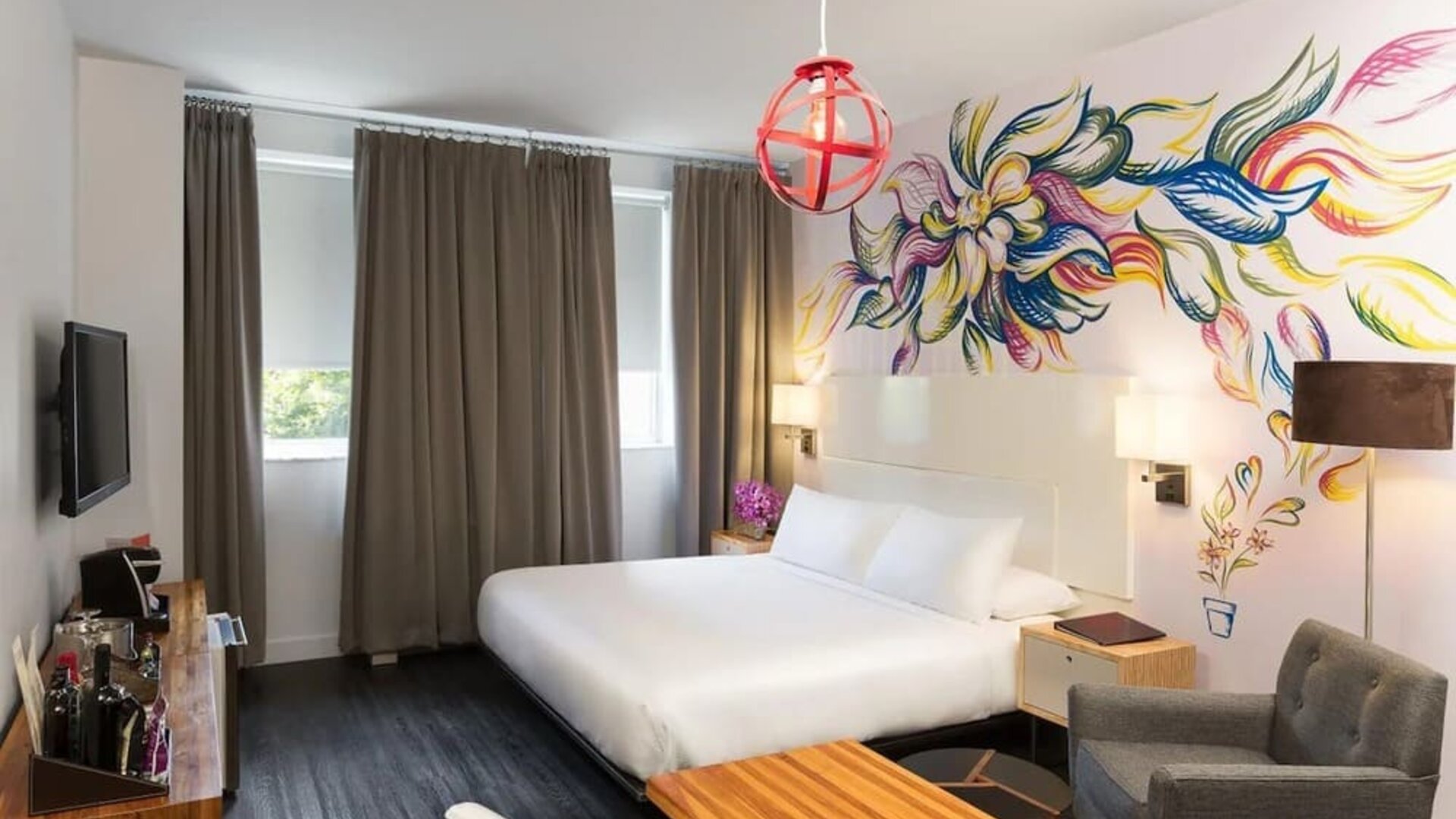 King bed with workspace and private bathroom at Nu Hotel - Brooklyn.