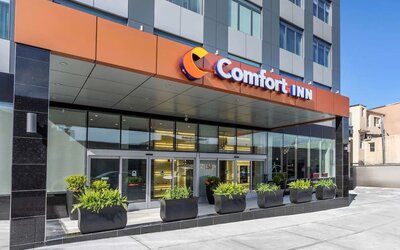 Exterior view of Comfort Inn Prospect Park-Brooklyn.