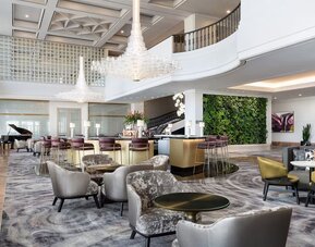 Lounge and coworking space at The Westin New Orleans.