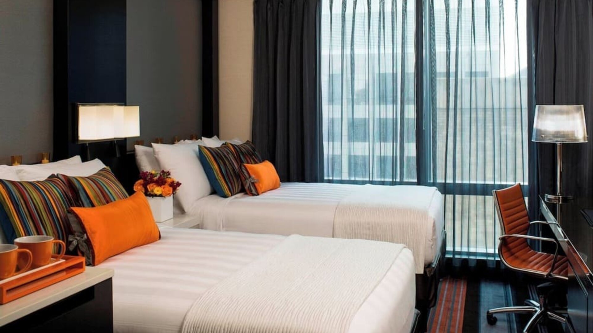 Day use twin room with work desk and private bathroom at Courtyard By Marriott New York Manhattan/Central Park.