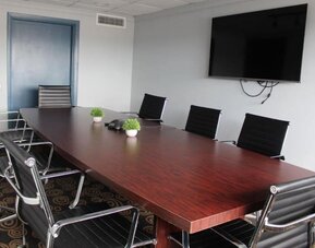 Professional meeting room at Regency Miami Airport By Sonesta.