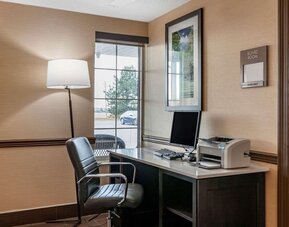 Work station at Comfort Inn & Suites Geneva - West Chicago.